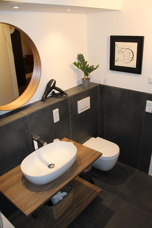 Apartment Moderne Stilvolle Im Herzen Muenchens Munich